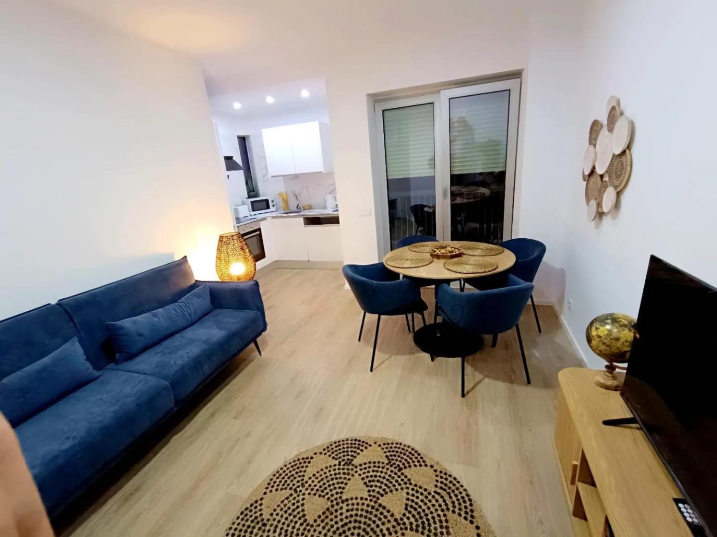 Camoes Appartments Порто Екстериор снимка