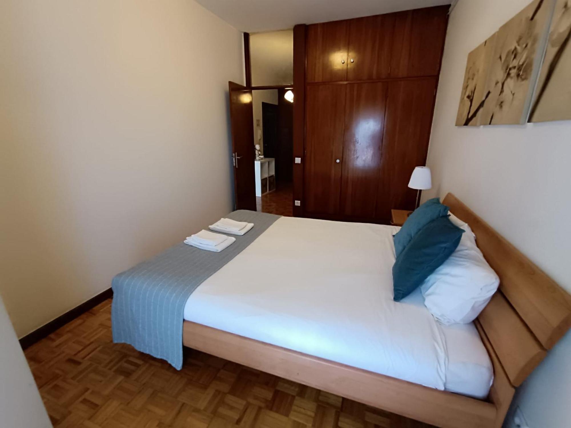 Camoes Appartments Порто Екстериор снимка
